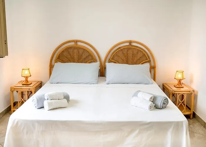 50M From The Sea - Centre San Pietro - Free Parking