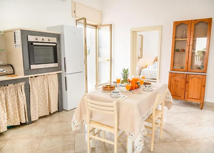 50M From The Sea - Centre San Pietro - Free Parking