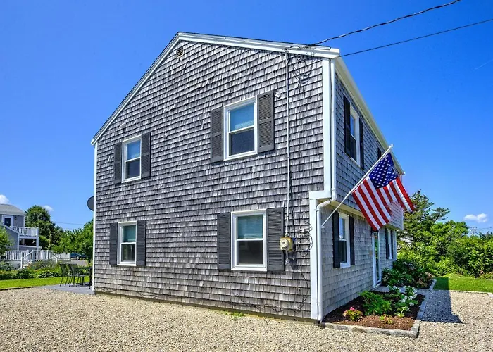 Town Neck Beach Retreat By The Marina