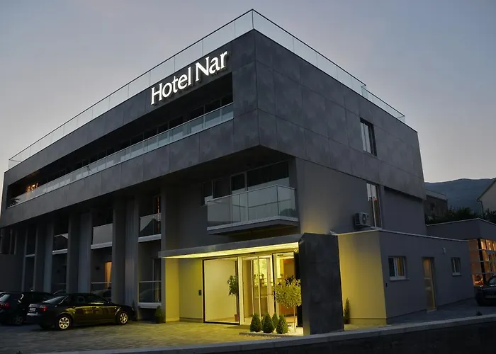 Hotel Nar