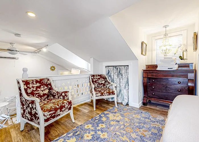 Kw353B Seagrass Suite