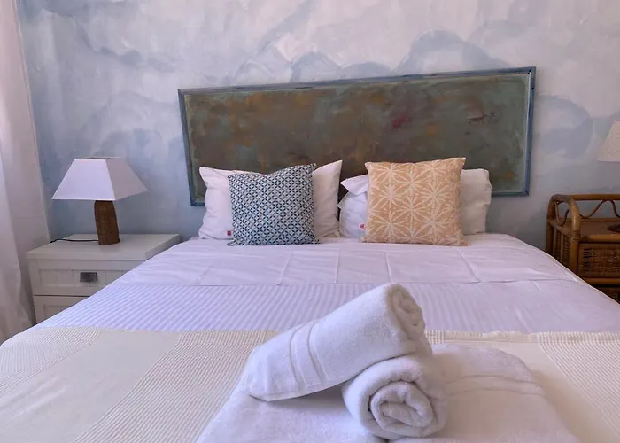 2Br With Beachviews 1 Min Walking From The Sea