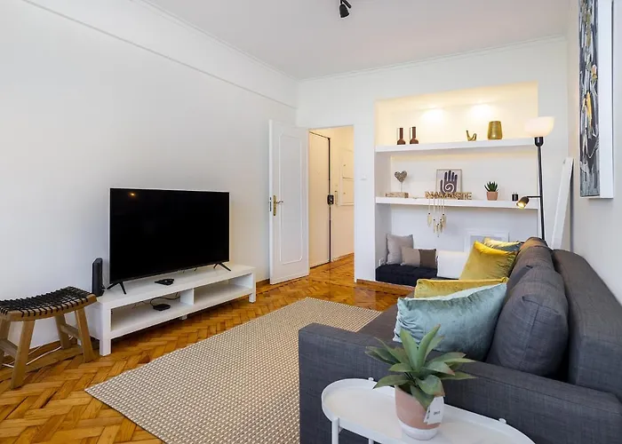 Whome Peaceful River Views In Alges Perfect For Families