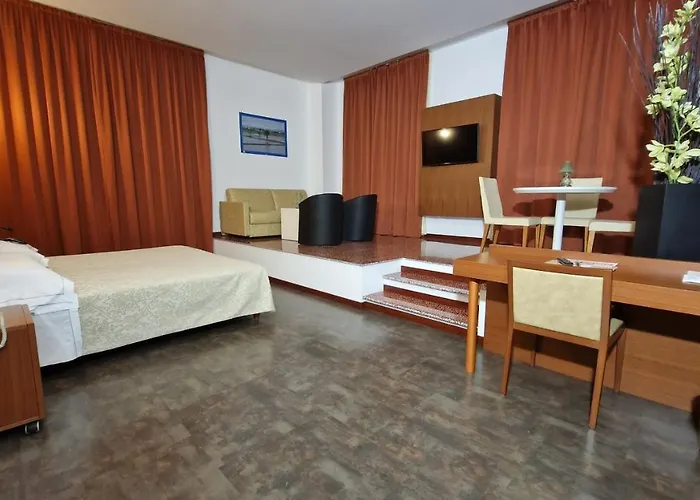 Bella Italia Palace Hotel