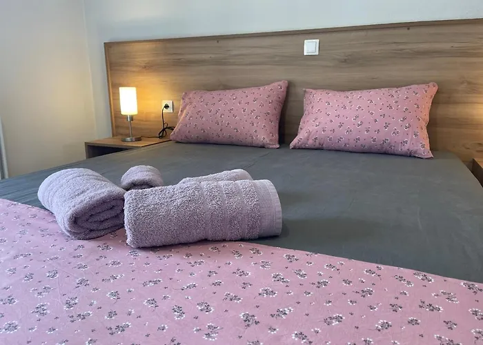 Litsa'S Apartment