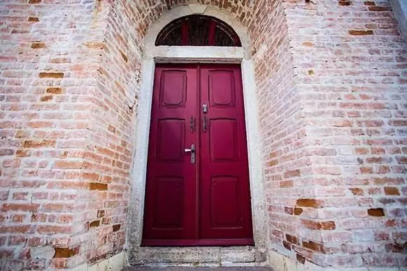 Konak Phaedra