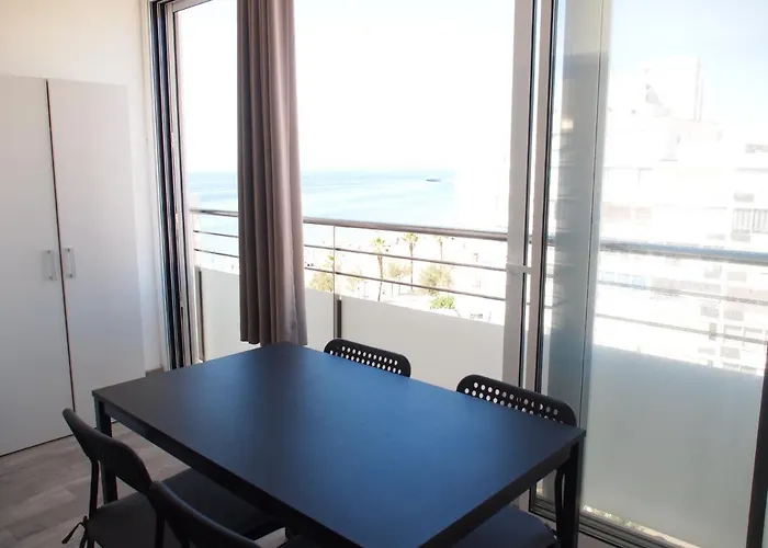 Miramar 38C