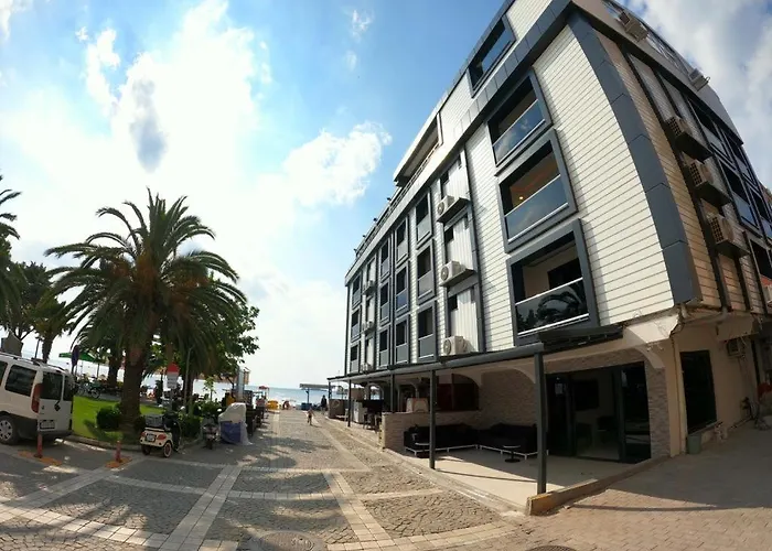 Extravagant Hotel Avsa