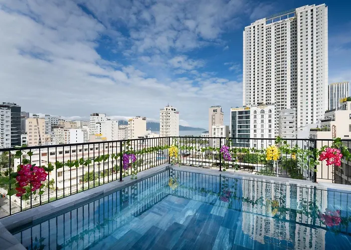 Samatha Apartment & Hotel