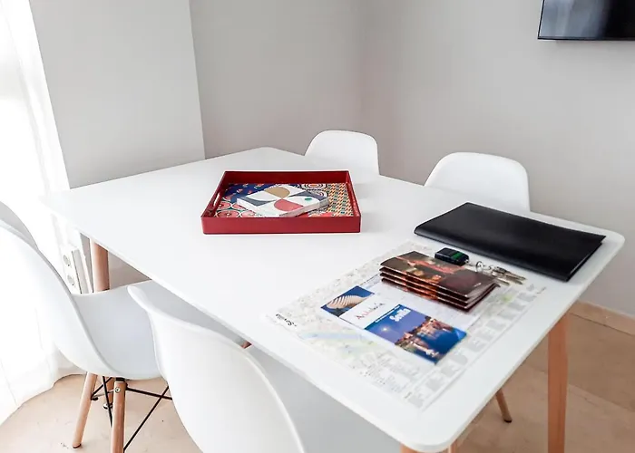 Sevilla Suite Torre Triana, Parking Free Gratis!