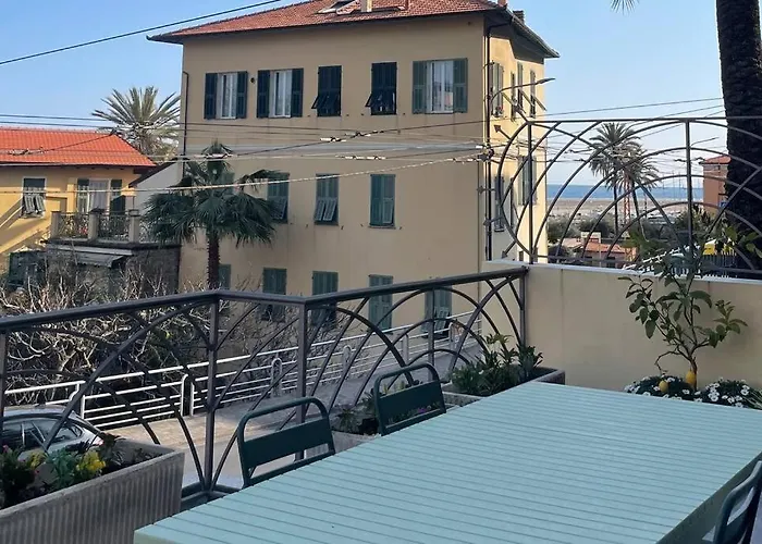 Casa Visconti, Bordighera, Vista Mare