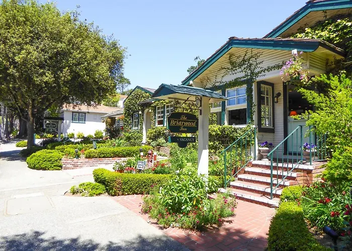 Briarwood Inn