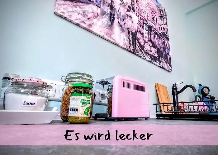 Queen Apartment