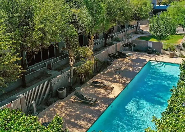 Tempe Lofty Studios