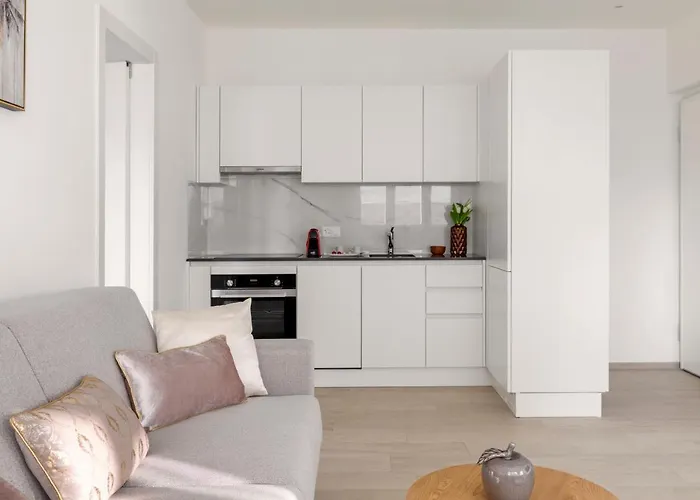 Lugano Superior Suites - Free Parking