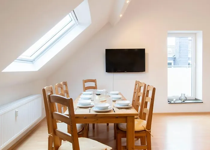 Workers Apartment Near Kleve - 3 Bedrooms - 8 Single Beds