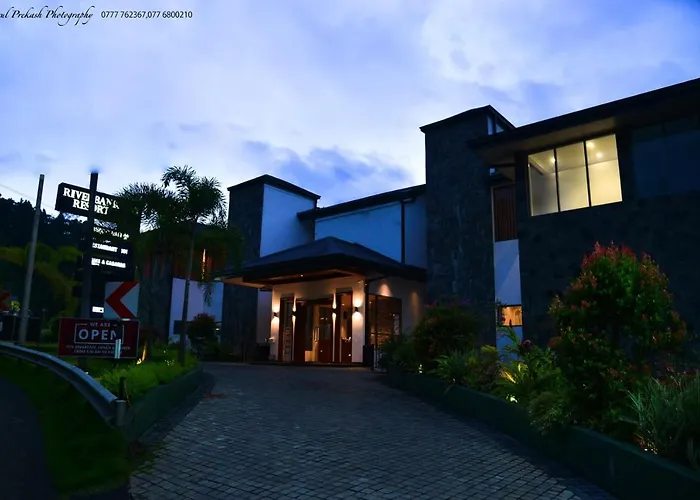 Riverbank Resort Gampola