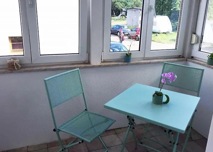 22b große Wohnung mit Balkon, SmartTV und Wlan