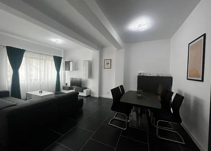 Cozy Aparthotel - Central City Suceava
