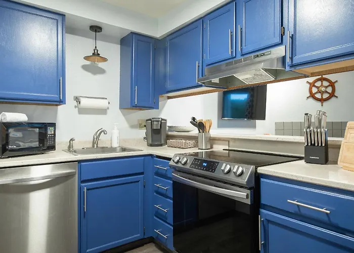 Aurora At Nautilus - Pet Friendly Oceanfront Condo