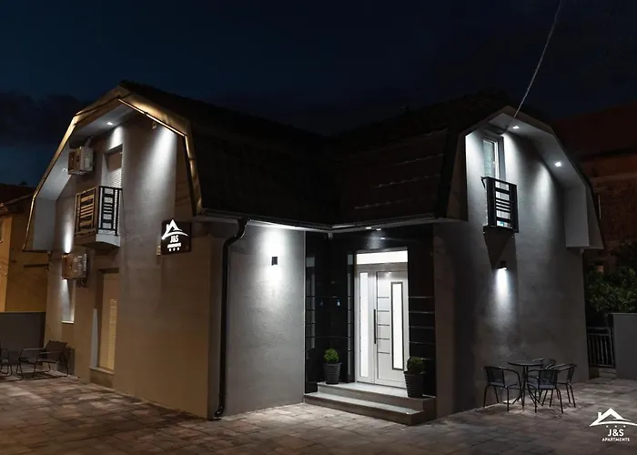 J&S Apartments