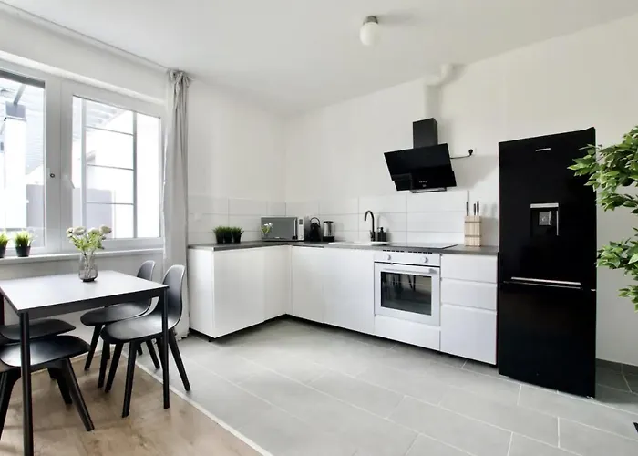 Family Apartments By Hi5 - Zamardi