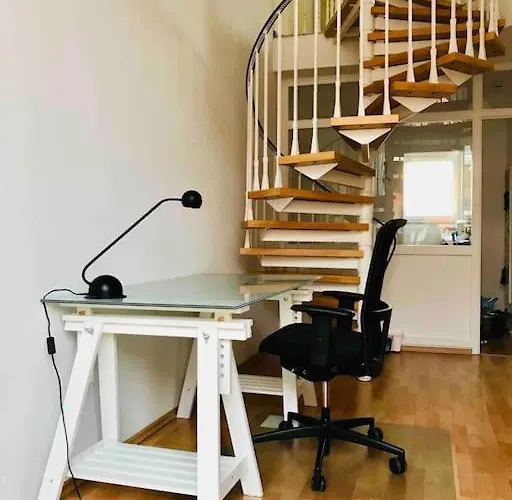 2 Zi Whg auf 2 Etagen DG, Aufzug, Balkon