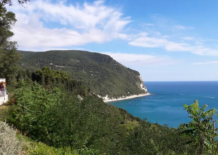 Appartamento Mare Sirolo Con Garage Privato
