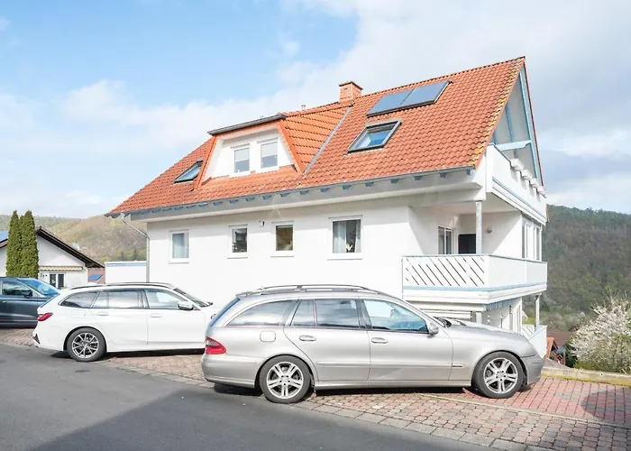 Harmony: Edersee Apartment – Sperrmauer – Lounge