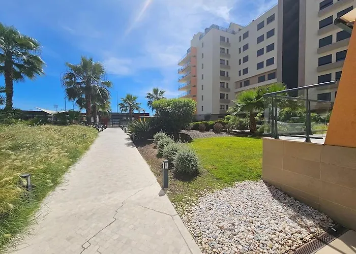 River Terrace & Pool View - Seixal