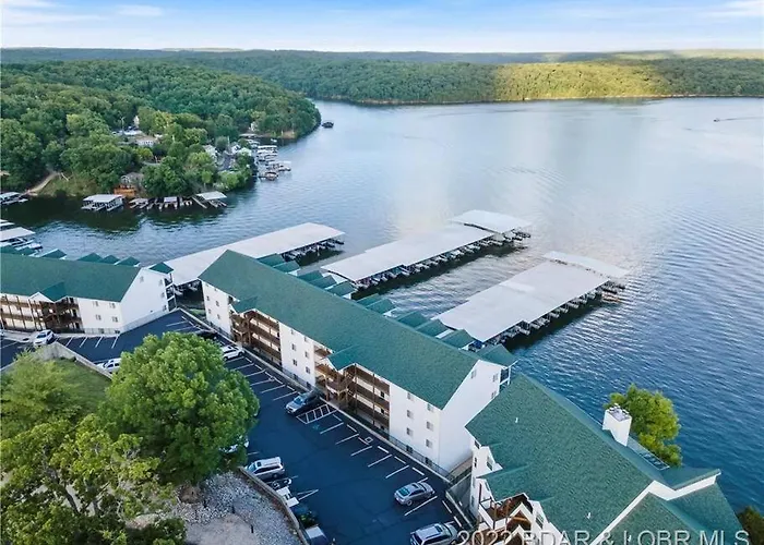 Most Exquisite View On The Lake! Usa Themed Fun Condo! Host Dedicated To Creating Your Next Memorable Vacation!