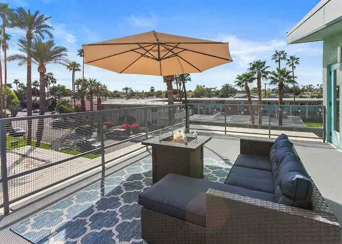 Funky Scottsdale Modern Micro Studio - Walk To Ot