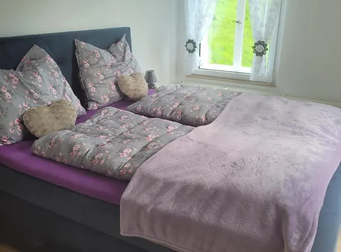 Ferienwohnung Rote-Villa 2