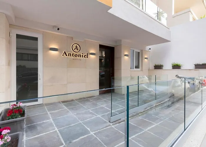 Antoniel Suites
