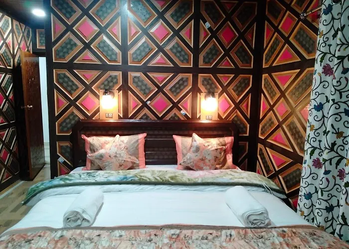 Hotel Mughal India