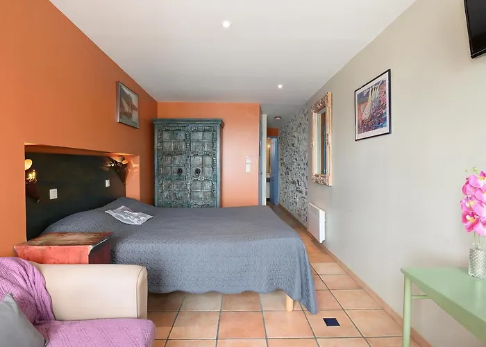 Logis Hotel Le Triton