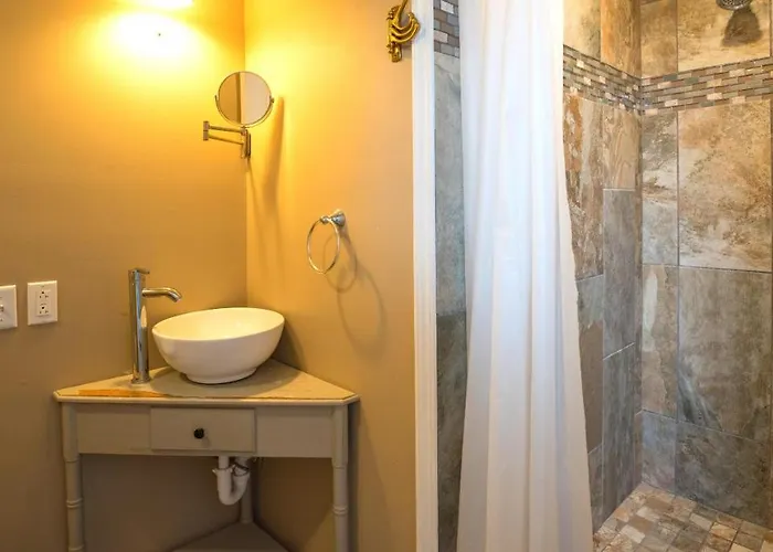 Wine View Room