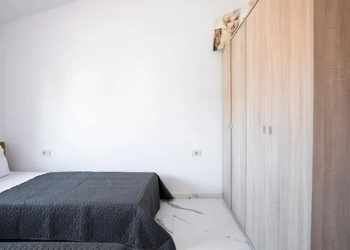 Pjescana Uvala Sea View Apartment