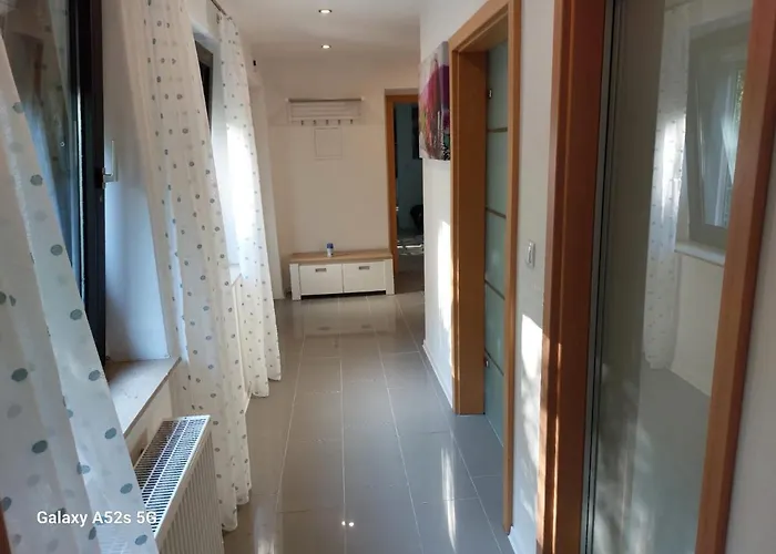 Lenne-Blick Ferienwohnung
