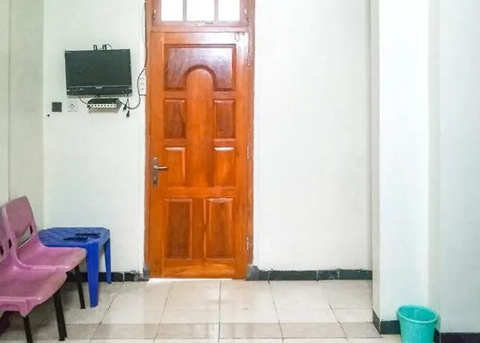 Villa Al Barokah Syariah Family Mitra Reddoorz Near Sarangan Lake
