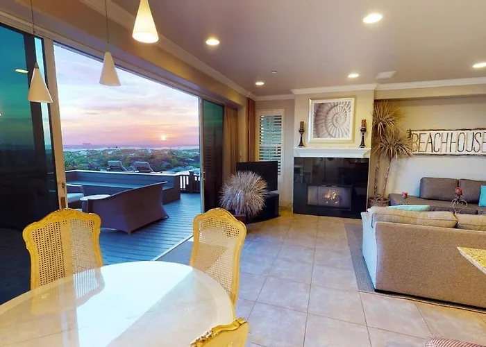 3 Bedroom 2 Bath Beachfront Home