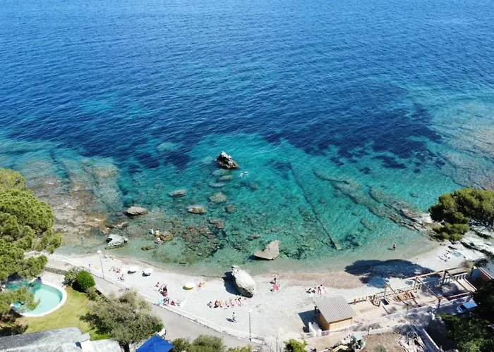 Hotel Cyrnea