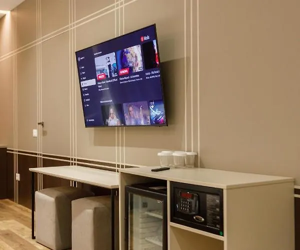 Hotel PortSide GF