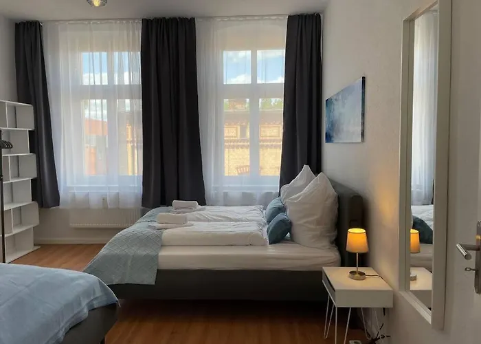 LUCKY STAYS LS09 - Vollausstattung - Zentrum - große Küche - 2 Zimmer - Smart-TV