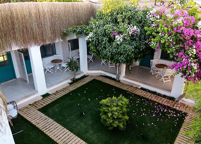 Avlu Otel Palamutbuekue
