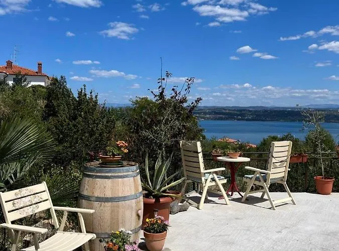 Apartment Vella