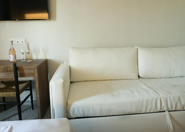 Uphill Unique Boutique Suites