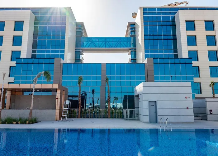 Remal Hotel & Villas Al Dhannah City