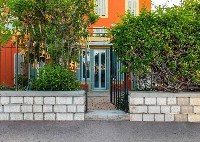 MAISON SUR MER - Garage&Jardin