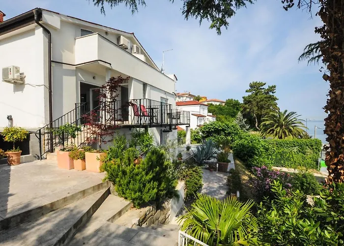 Bellevue Molet Apartments Koper